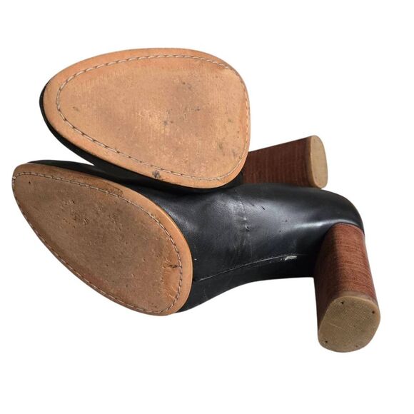 Clarks Narrative Black Round Toe Pumps  Women's Size 9.5M Stacked Heel Leather - Picture 6 of 7